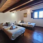 Pensión Afena Rent Bedrooms