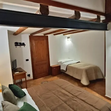 Afena Rent Bedrooms Pensión 3*