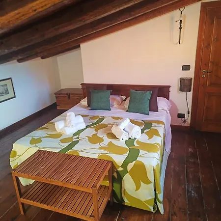 Pensión Afena Rent Bedrooms 3*