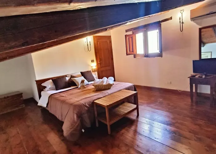 Afena Rent Bedrooms Guest house